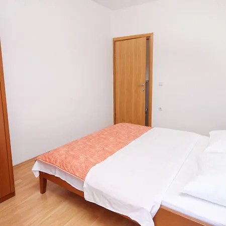 6215b Apartamento *